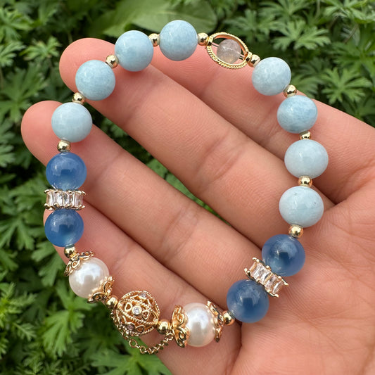 Aquamarine, Agate, Grey Moonstone & Pearl Bracelet