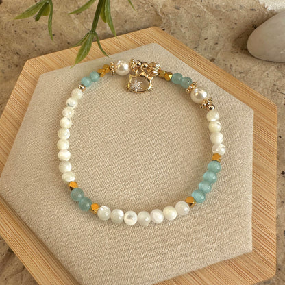 Delicate Shell Bead Bracelet