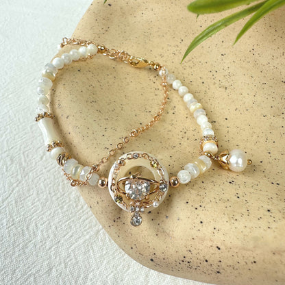 Delicate Planet Shell Bracelet