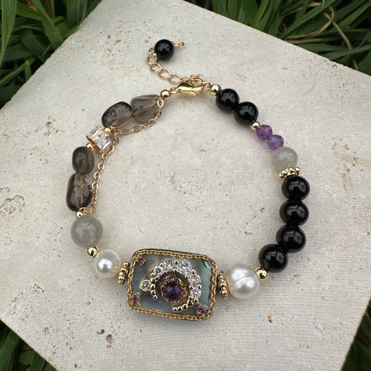 Natural Shell Moon Premium Bracelet