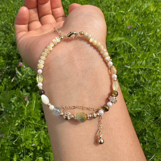 Delicate Tiger Eye & Pearl Bracelet