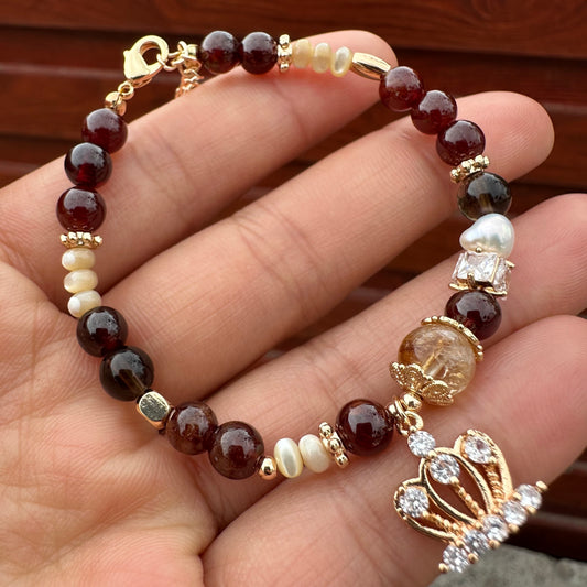 Natural Pearl & Garnet Crown Bracelet