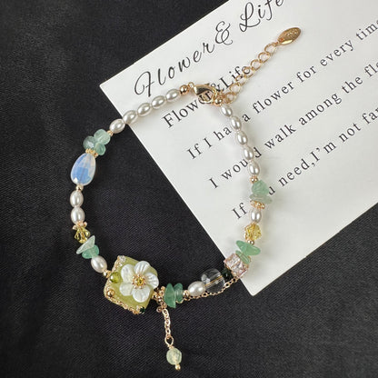 Delicate Green Gemstone Chip & Pearl Bracelet