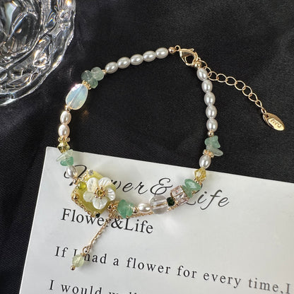 Delicate Green Gemstone Chip & Pearl Bracelet
