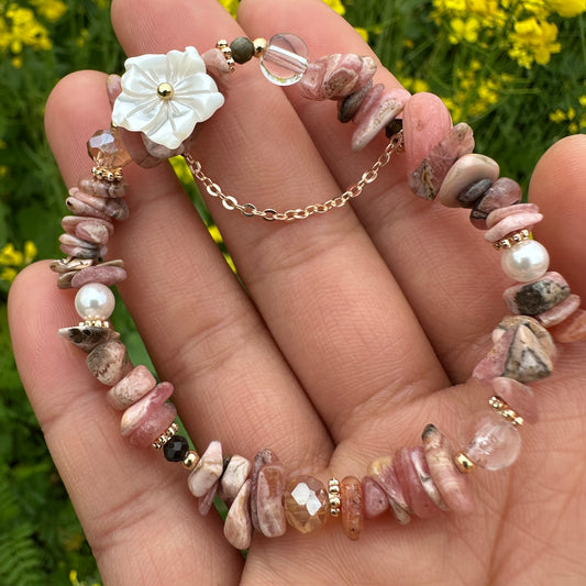 Chinese-Style Chip Stone Bracelet