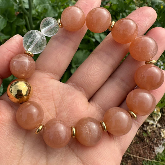 Orange Moonstone & White Pearl Gold-Bead Bracelet